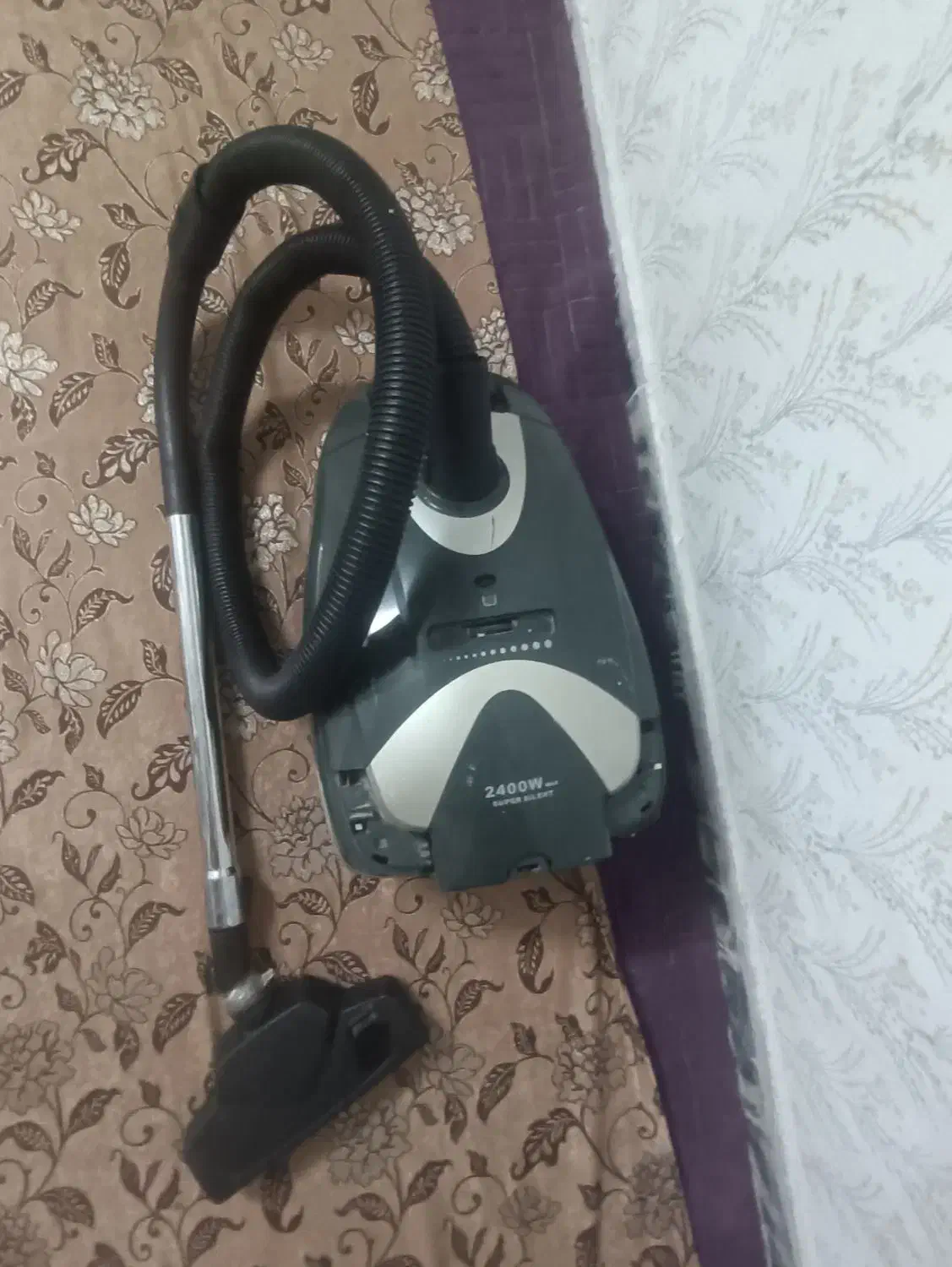 جارو برقی.پارس۲۴۰۰ وات ،کشش سالم وخوب|جاروبرقی، جارو شارژی، بخارشو|بروجرد, |دیوار