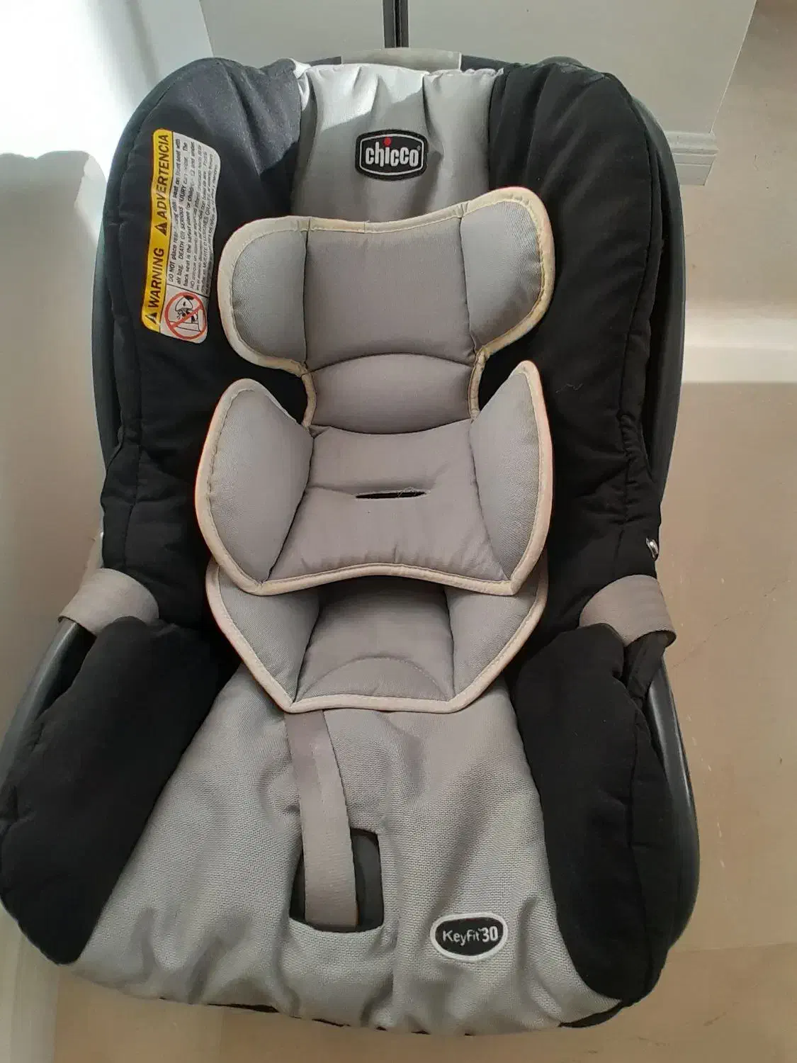 کریر و صندلی ماشین نوزاد چیکو اصل در حد نو|کالسکه و لوازم جانبی|تهران, هروی|دیوار