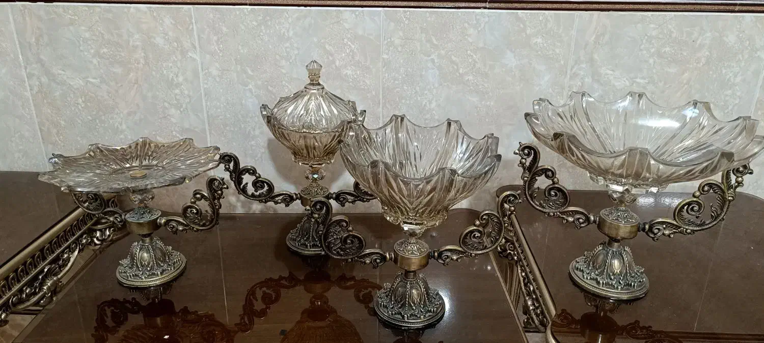 سرویس پذیرایی چهار تیکه|ظروف سرو و پذیرایی|قم, کلهری|دیوار