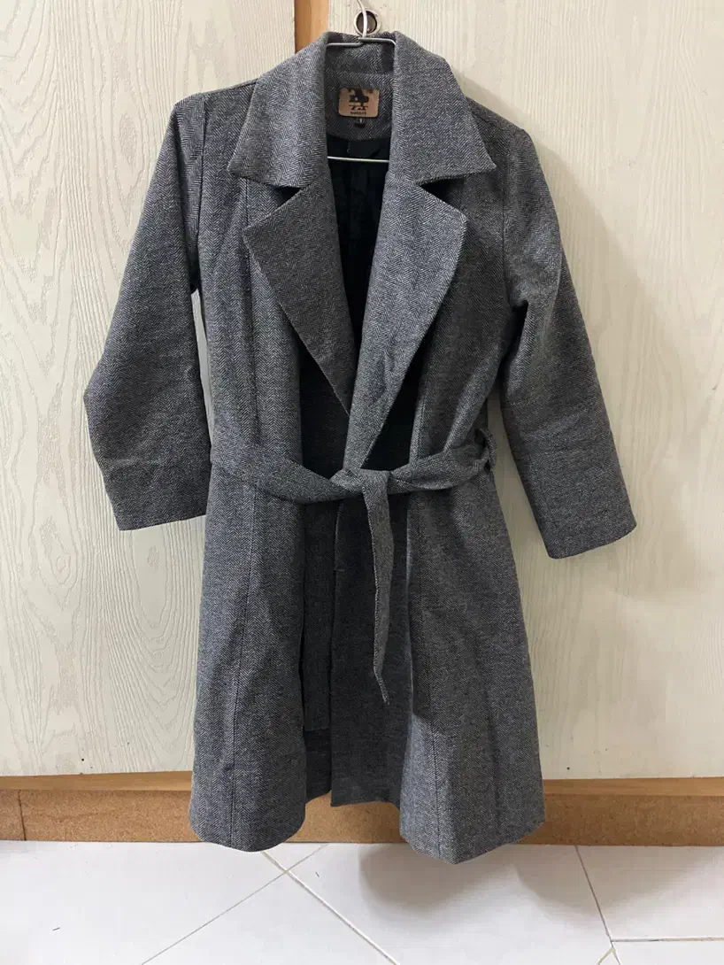 پالتو سایز ۳۸ ۴۰ تمیز و نو|لباس|قم, آزادگان|دیوار