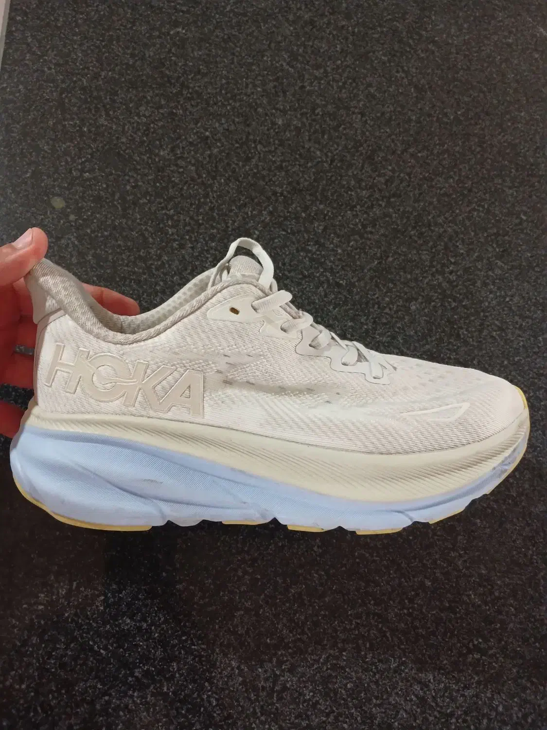 کتونی خارجی هوکا|کیف، کفش، کمربند|مشگین شهر, |دیوار