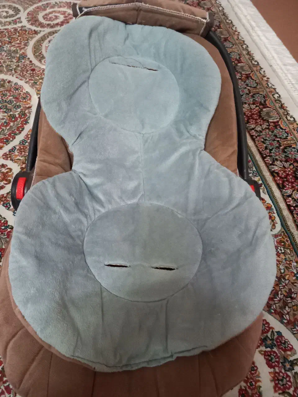 کریر و صندلی ماشین بدون استفاده|اسباب و اثاث بچه|مشهد, نوید|دیوار