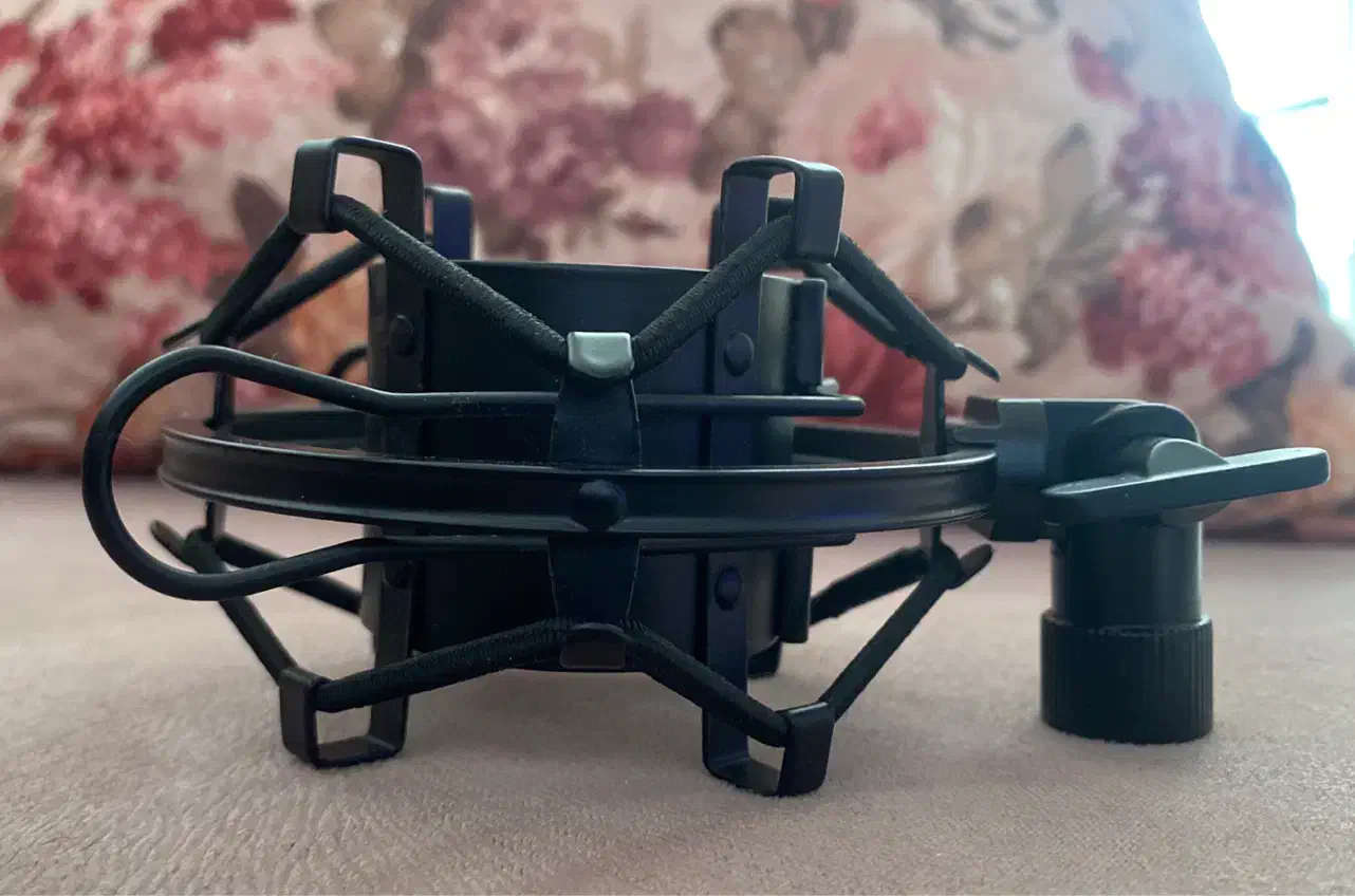 شاک مانت AU-SM45H|صوتی و تصویری|قم, دورشهر|دیوار