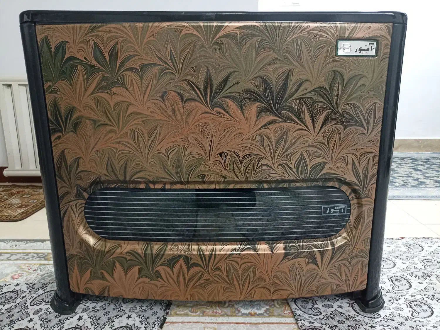 بخاری آتور|بخاری، هیتر، شومینه|مهاجران, |دیوار