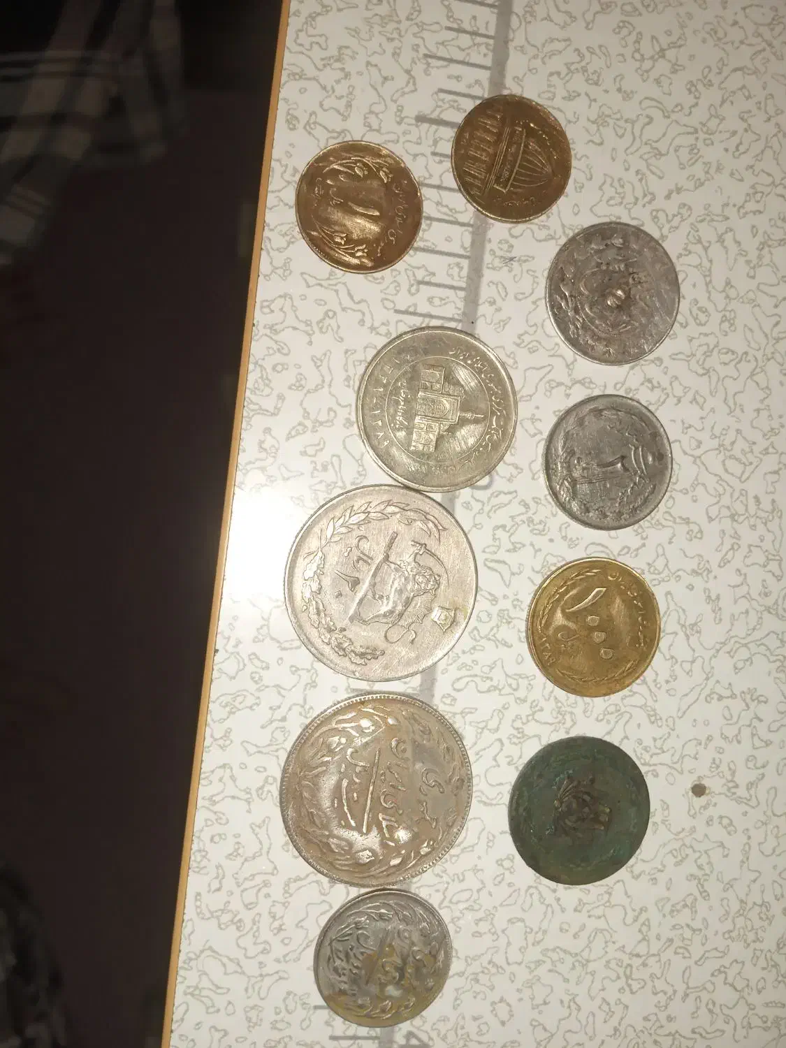 تعدادی سکه|کلکسیون سکه، تمبر، اسکناس|آمل, |دیوار