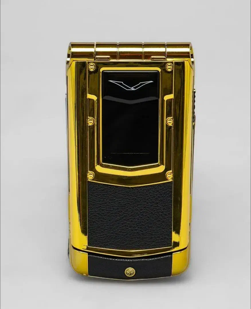 موبایل تاشو ورتو VERTU 77 ریجستر شده|موبایل|شیراز, آبیاری|دیوار