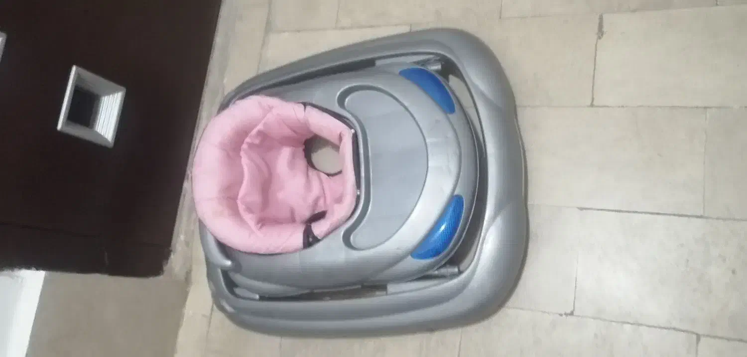 روروئک|کالسکه و لوازم جانبی|میاندوآب, |دیوار