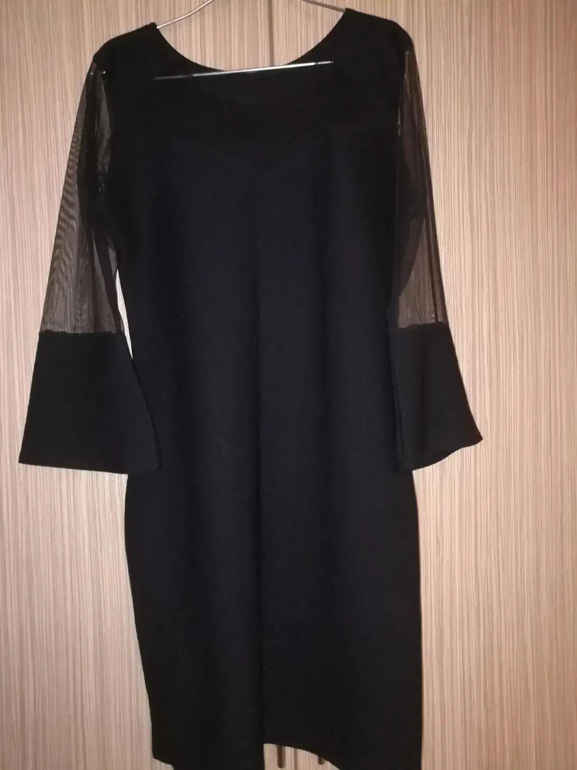 لباس مجلسی|لباس|تبریز, |دیوار