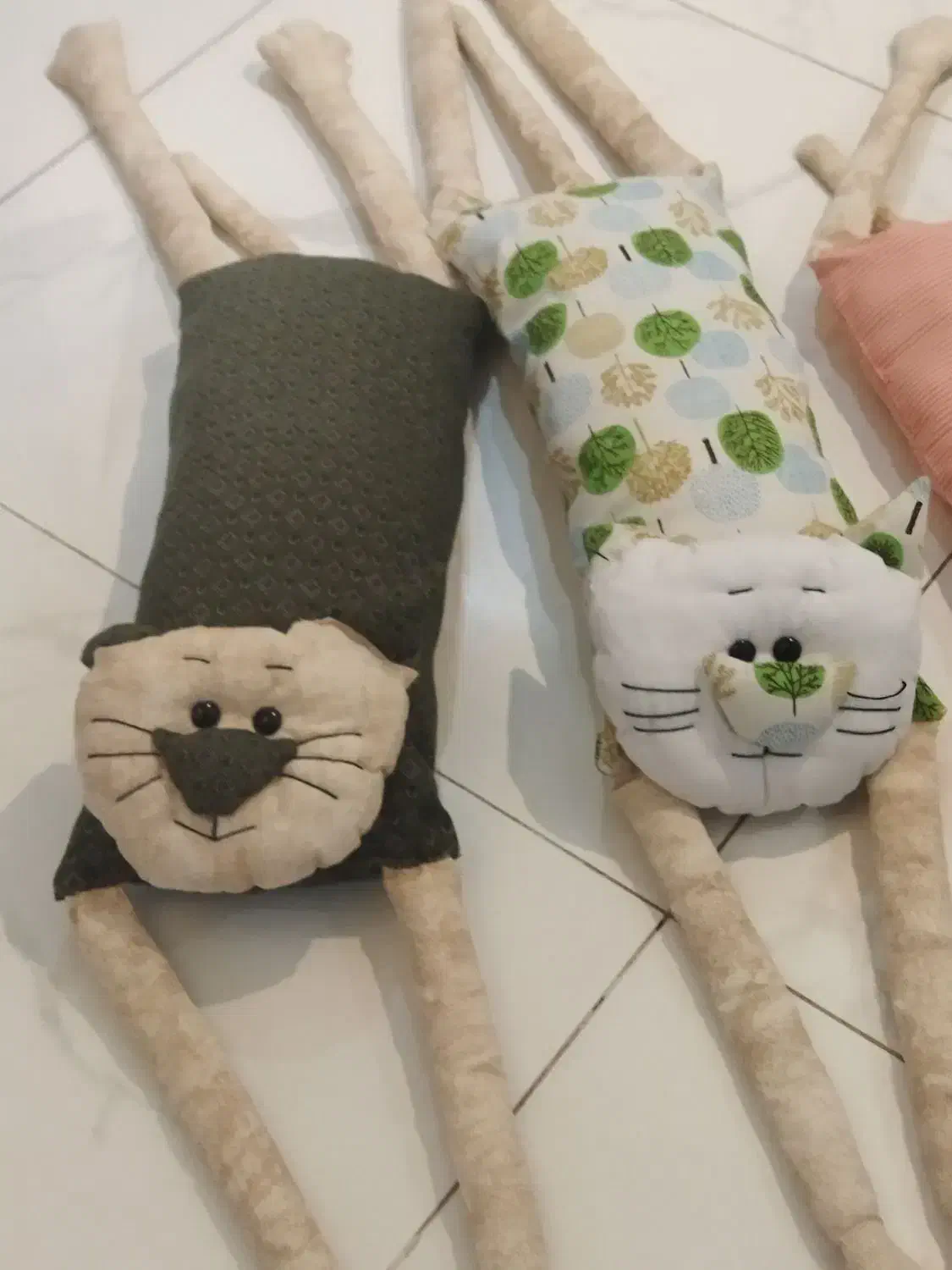 بالشت شکل گربه و جا دستمال کاغذی شکل قارچ|اسباب و اثاث بچه|تهران, وردآورد|دیوار