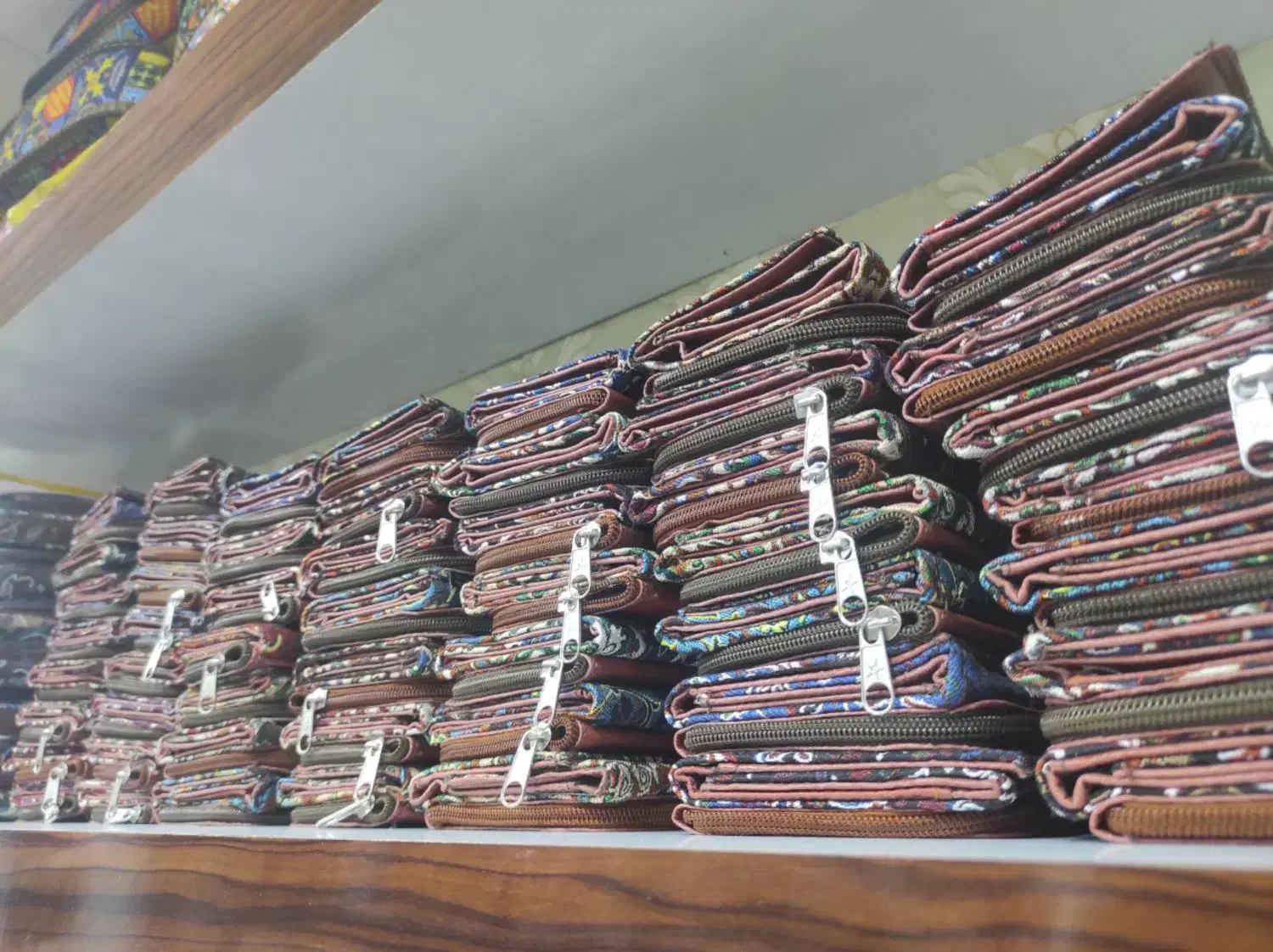 کیف پول عمده مناسب دست فروش و بساطی|کیف، کفش، کمربند|اهواز, کوروش|دیوار