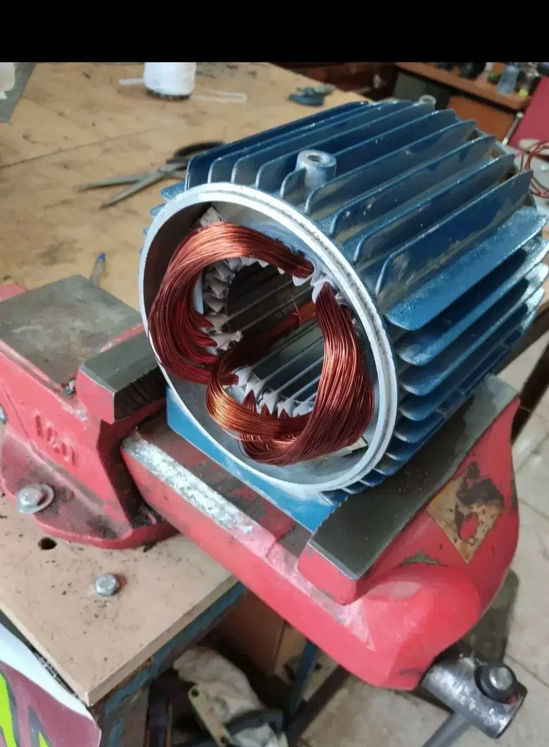 سیم پیچی پمپ آب و بالابر در محل رایگان|خدمات پیشه و مهارت|تبریز, |دیوار