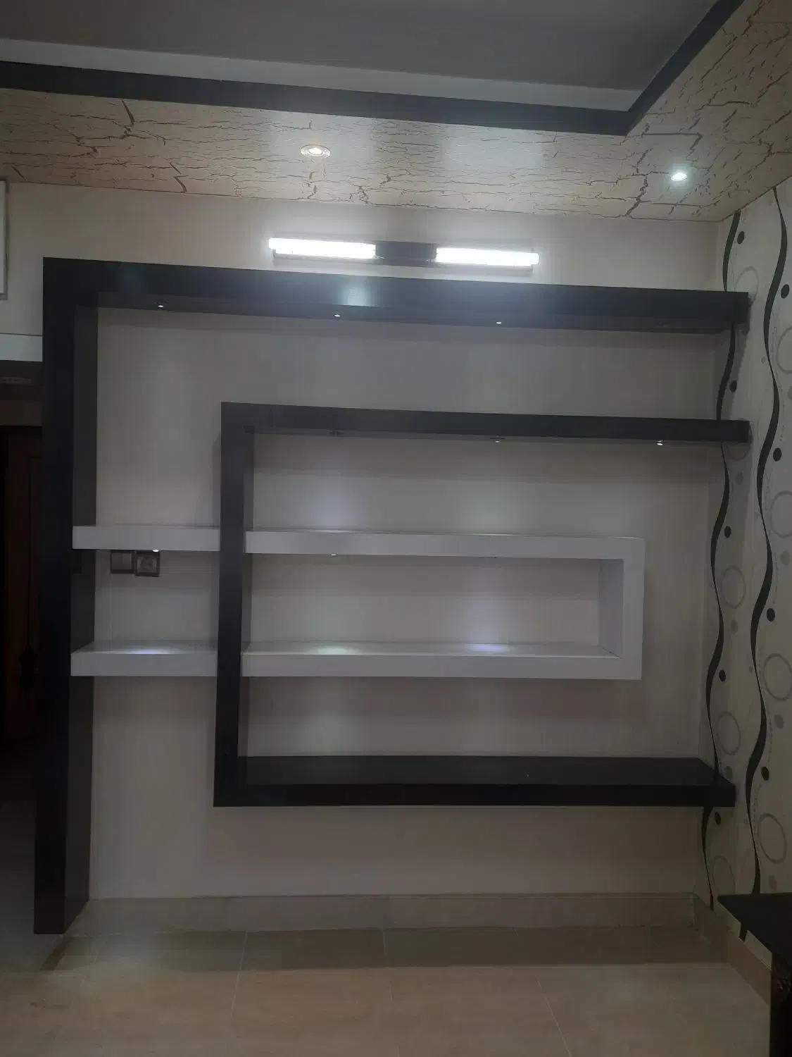 دکور حجمی ام دی اف|کتابخانه، شلف، قفسه‌های دیواری|خمینی‌شهر, |دیوار