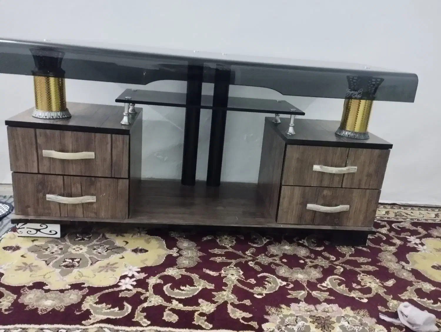 میز تلویزیون در حد نو|میز تلویزیون|چناران, |دیوار