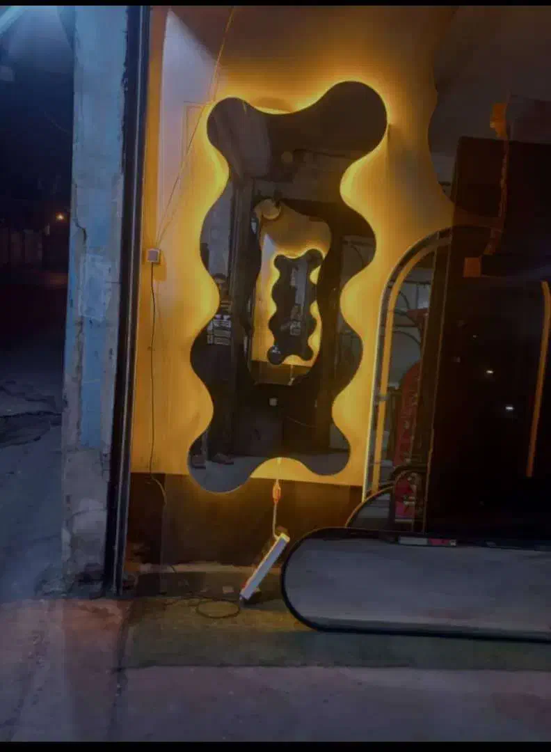 شیشه سکوریت و آینه دکوراتیو و دفرمه|آینه|اهواز, نادری|دیوار