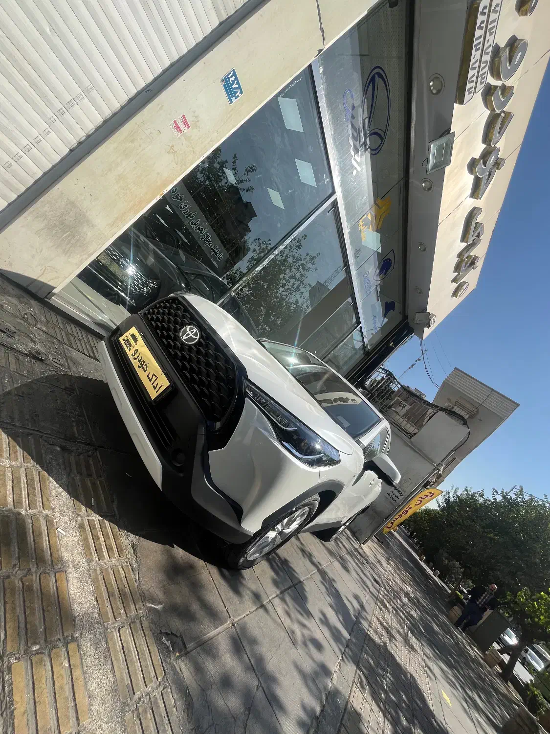 تویوتا کرولا کراس هیبرید صفر سفیدHYBRID فول۲۰۲۴/۲۵|خودرو سواری و وانت|تهران, توحید|دیوار