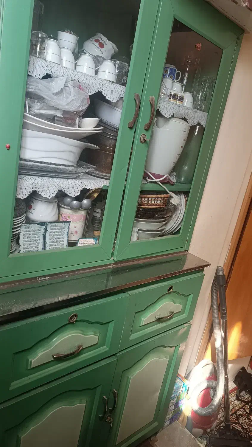 کمد فلزی|بوفه، ویترین، کنسول|کرمانشاه, |دیوار