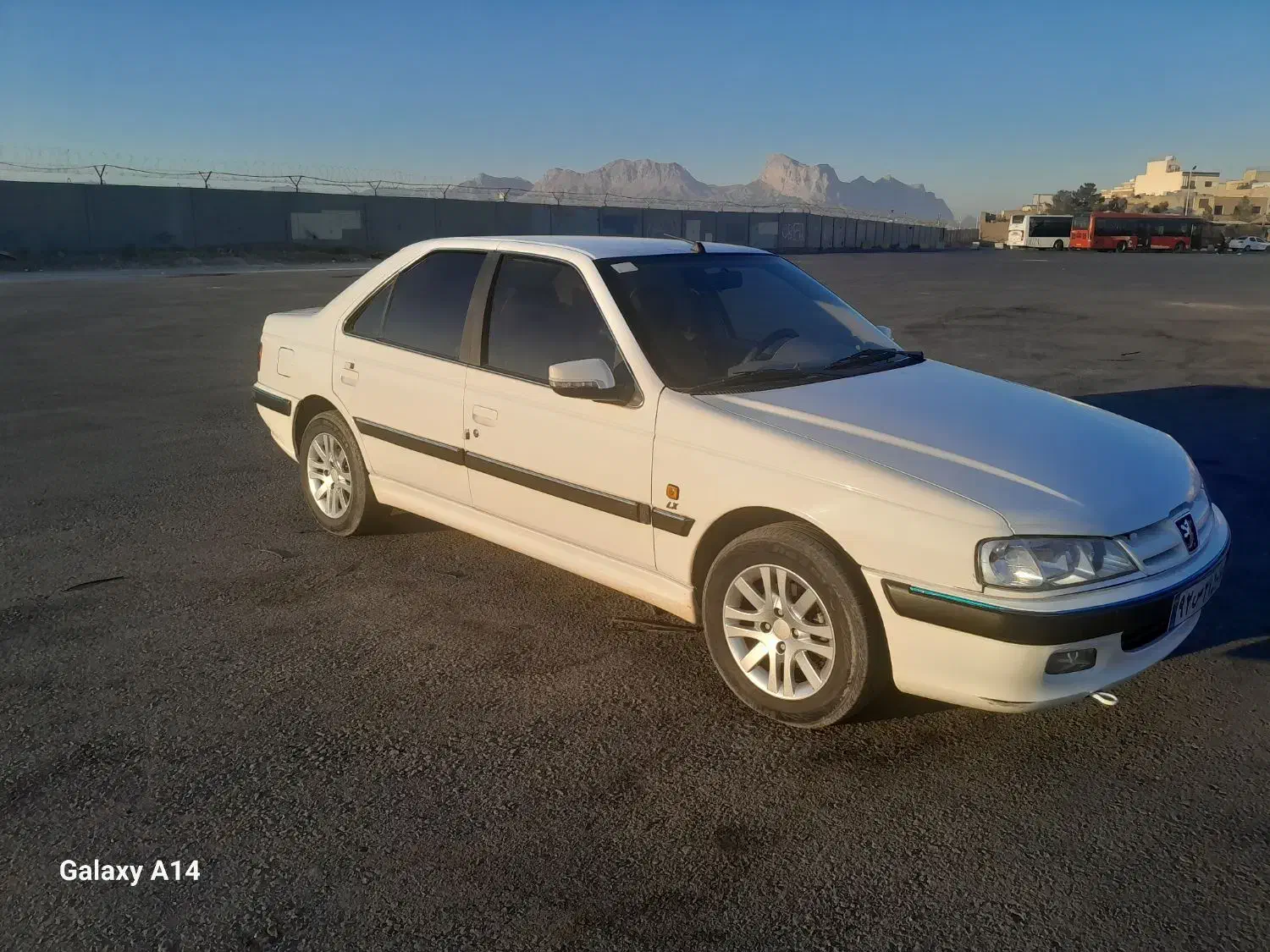 پژو پارس tu5 ۹۸|خودرو سواری و وانت|اصفهان, اصفهانک|دیوار