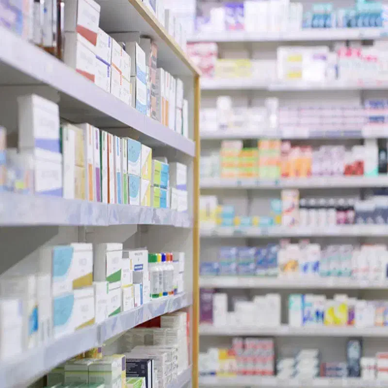 نیازمند نیرو داروخانه روزانه بلوار رحمت|استخدام درمانی، زیبایی، بهداشتی|شیراز, مسلم|دیوار