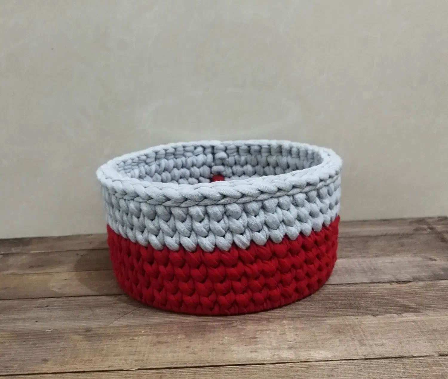 قشنگ و بادوام|اسباب و اثاث بچه|شاهرود, |دیوار