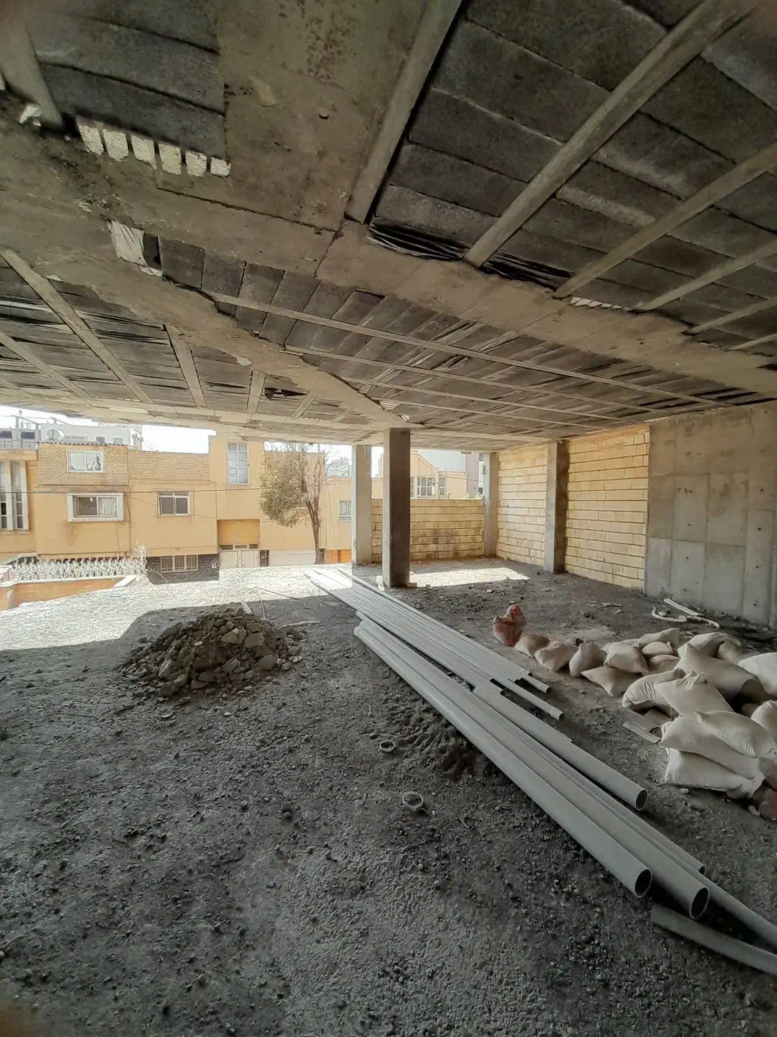 فروش اپارتمان صفر ۱۶۰ متری تک واحدی بر خ غرضی|فروش آپارتمان|اصفهان, شهرک کاوه|دیوار