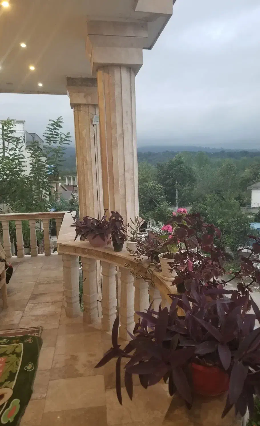 اجاره روزانه ویلا نوساز ۲خوابه ویوی کوههای جنگلی|اجارهٔ کوتاه‌مدت ویلا و باغ|آمل, |دیوار