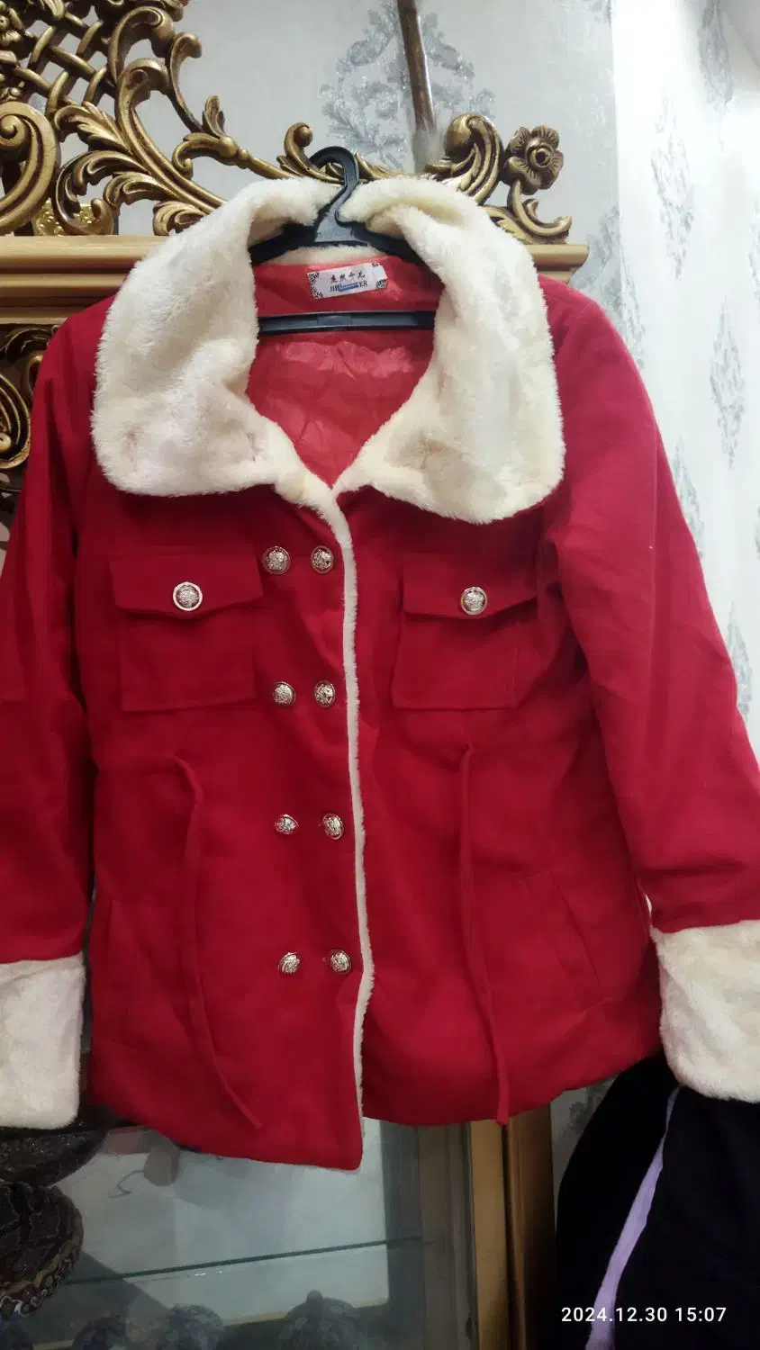 لباس زمستونه|لباس|صدرا-فارس, فاز ۲|دیوار