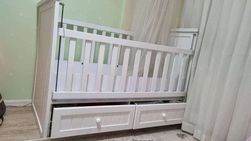 تخت کودک|تخت و صندلی بچه|رشت, معلم|دیوار