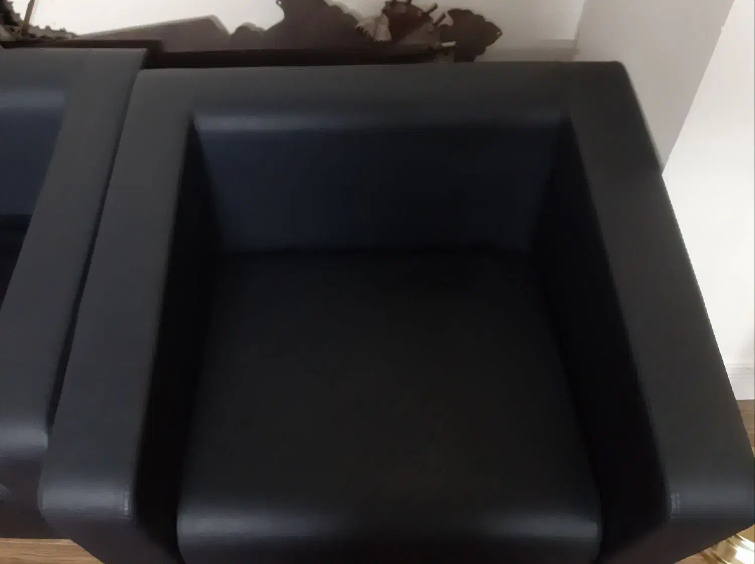 یک دست مبل ۶ نفره چرمی برند هلگر|مبلمان اداری|اسلامشهر, شهرک لاله|دیوار