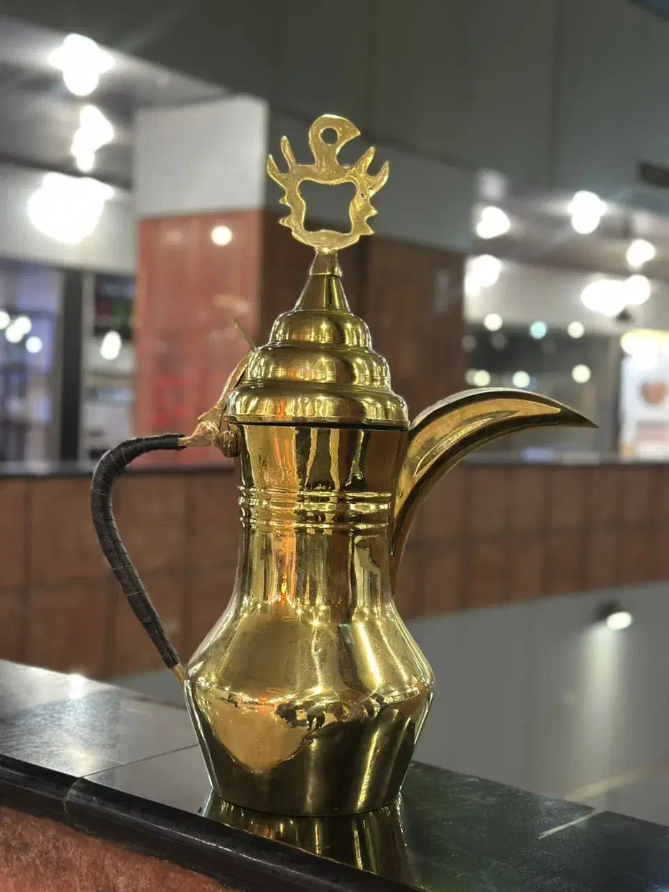 دله قهوه گمگم|قوری، کتری، قهوه‌ساز دستی|اصفهان, باغ زرشک|دیوار