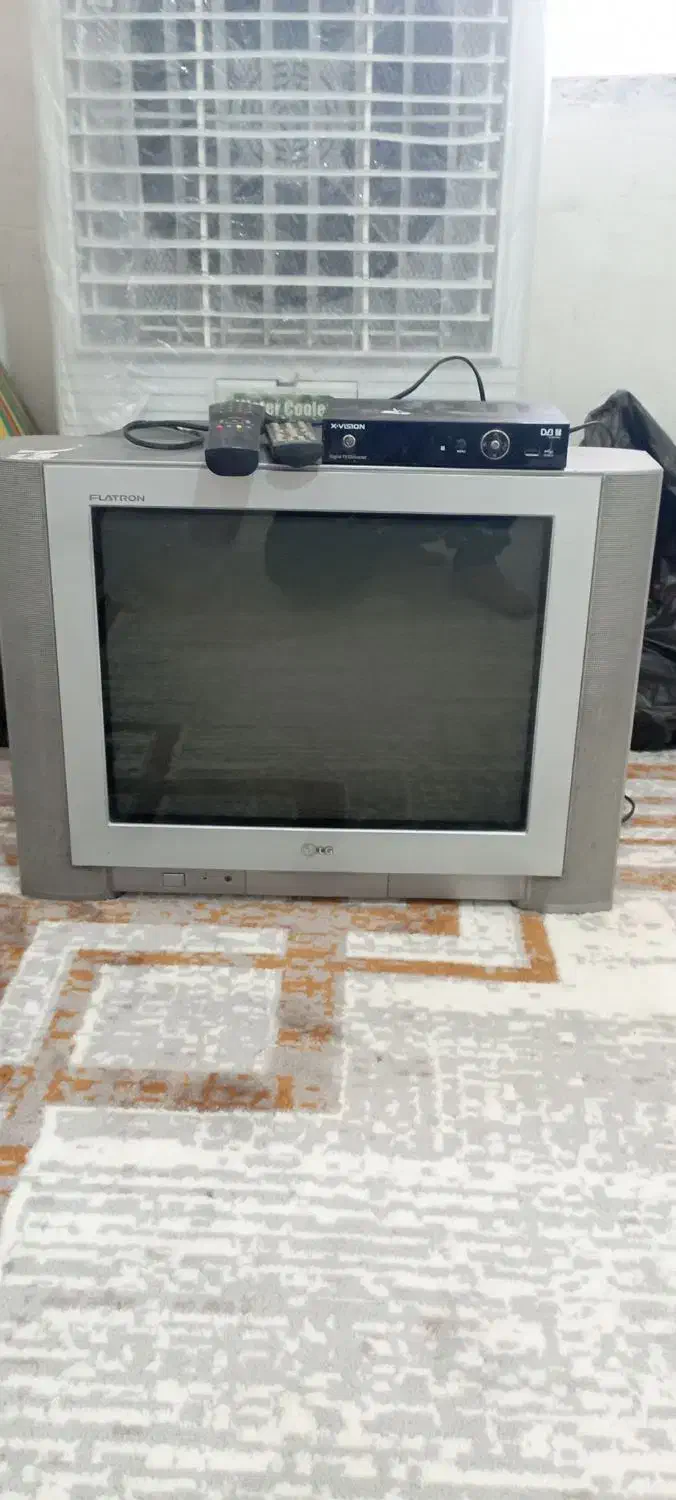 تلویزیون الجی 21 اینچ|تلویزیون و پروژکتور|دهدشت, |دیوار