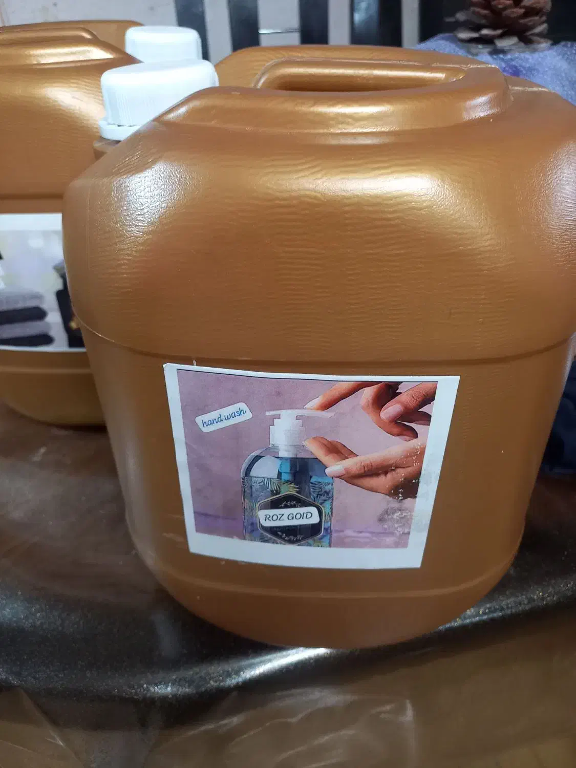 مایع شستشوی ظرف،دست،لباس(رزگلد طلایی)|مواد شوینده و دستمال کاغذی|شاهرود, |دیوار