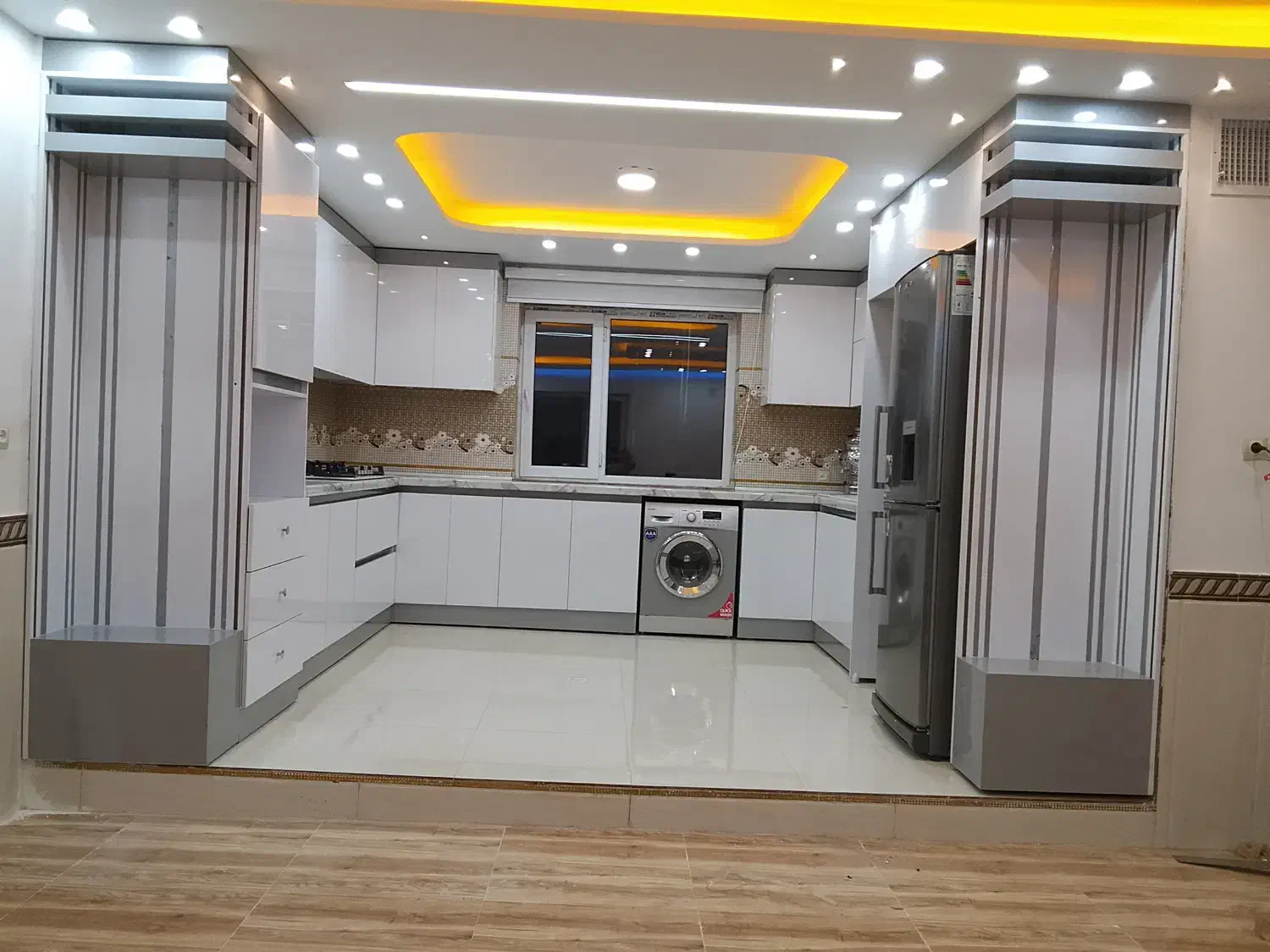 اجرای کابینت وکمد دیواری تی وی وال|جاکفشی، کمد، دراور|دهگلان, |دیوار