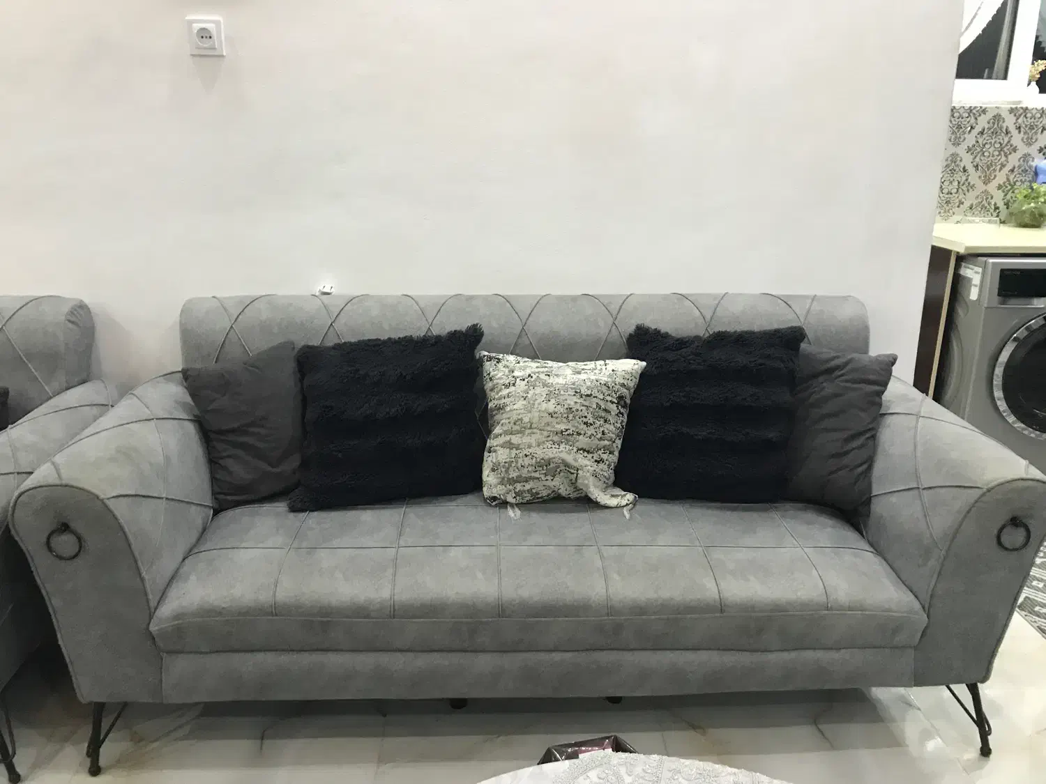 مبل ۷ نفره|مبلمان خانگی و میز عسلی|چالوس, |دیوار