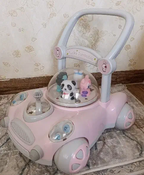 واکر کودک طرح ماشین موزیکال چراغدار خارجی|اسباب و اثاث بچه|نهاوند, |دیوار