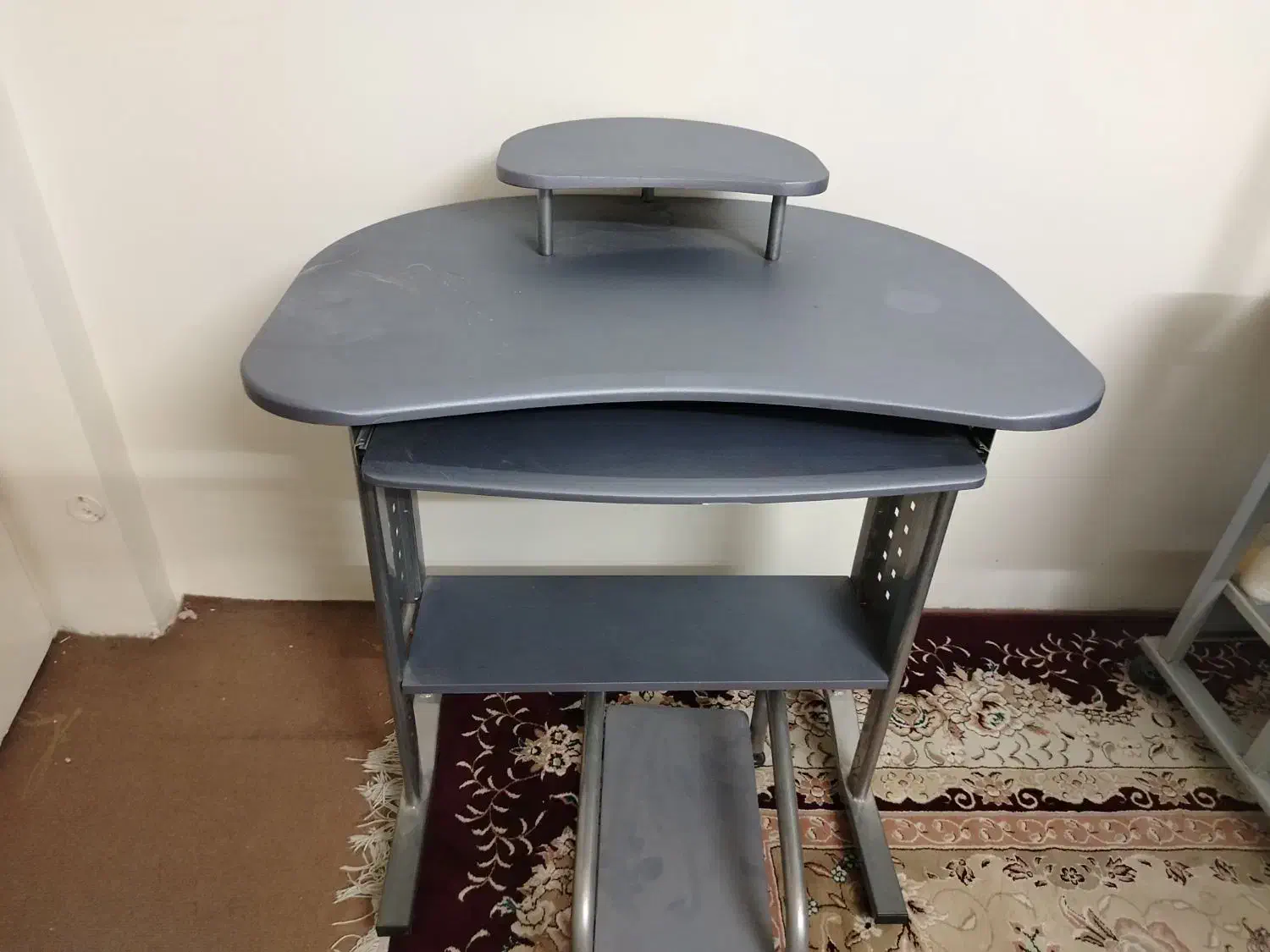 میز کامپیوتر|میز تحریر و کامپیوتر|مشهد, حجاب (شهرک غرب)|دیوار