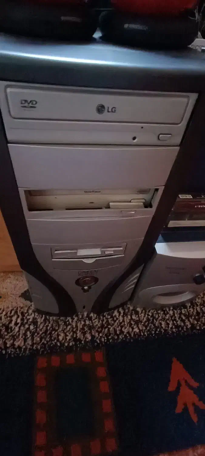 فروش کامپیوار، کیس، مانیتور 15، کیبرد و موس|رایانه رومیزی|تهران, آبشار تهران (دریاچه)|دیوار