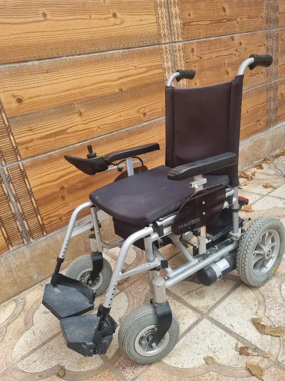 ویلچر برقی|پزشکی|خمین, |دیوار