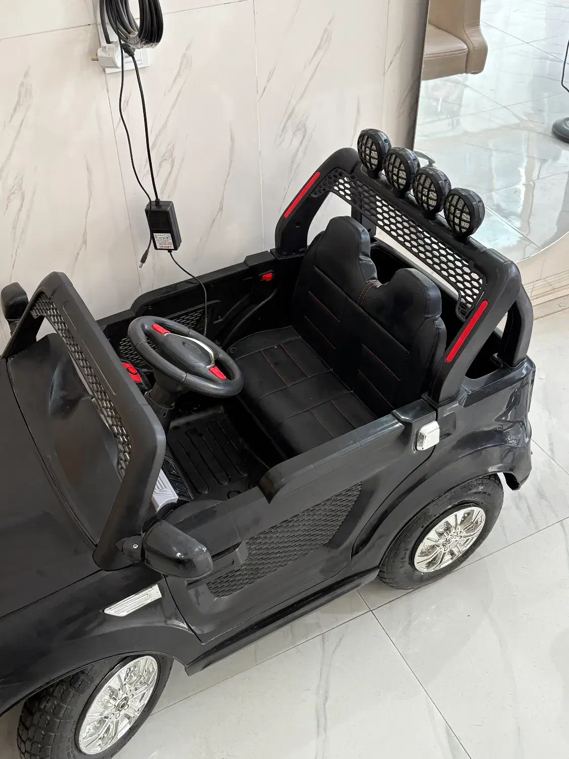 ماشین شارژی بی ام وی|اسباب‌بازی بچه|اردبیل, |دیوار