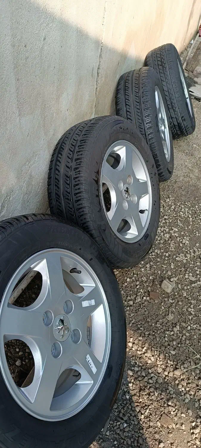 رینگ لاستیک سایز 14تورنادو|قطعات یدکی و لوازم جانبی|رشت, رشتیان|دیوار