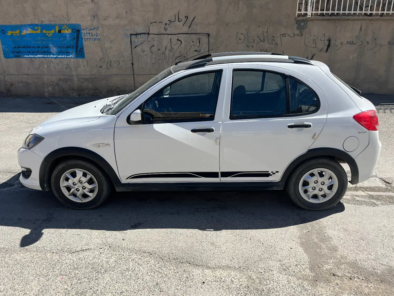 کویک مدل۱۴۰۲|خودرو سواری و وانت|قروه, |دیوار