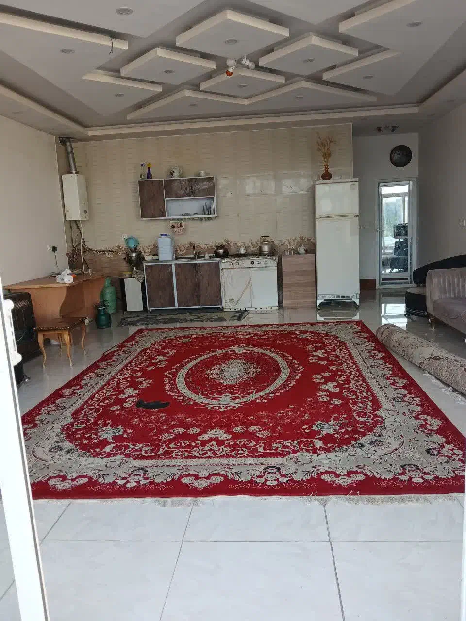 اجاره ویلا باغ با استخر و هفت کیلو متری اصفهان|اجارهٔ کوتاه‌مدت ویلا و باغ|خمینی‌شهر, |دیوار