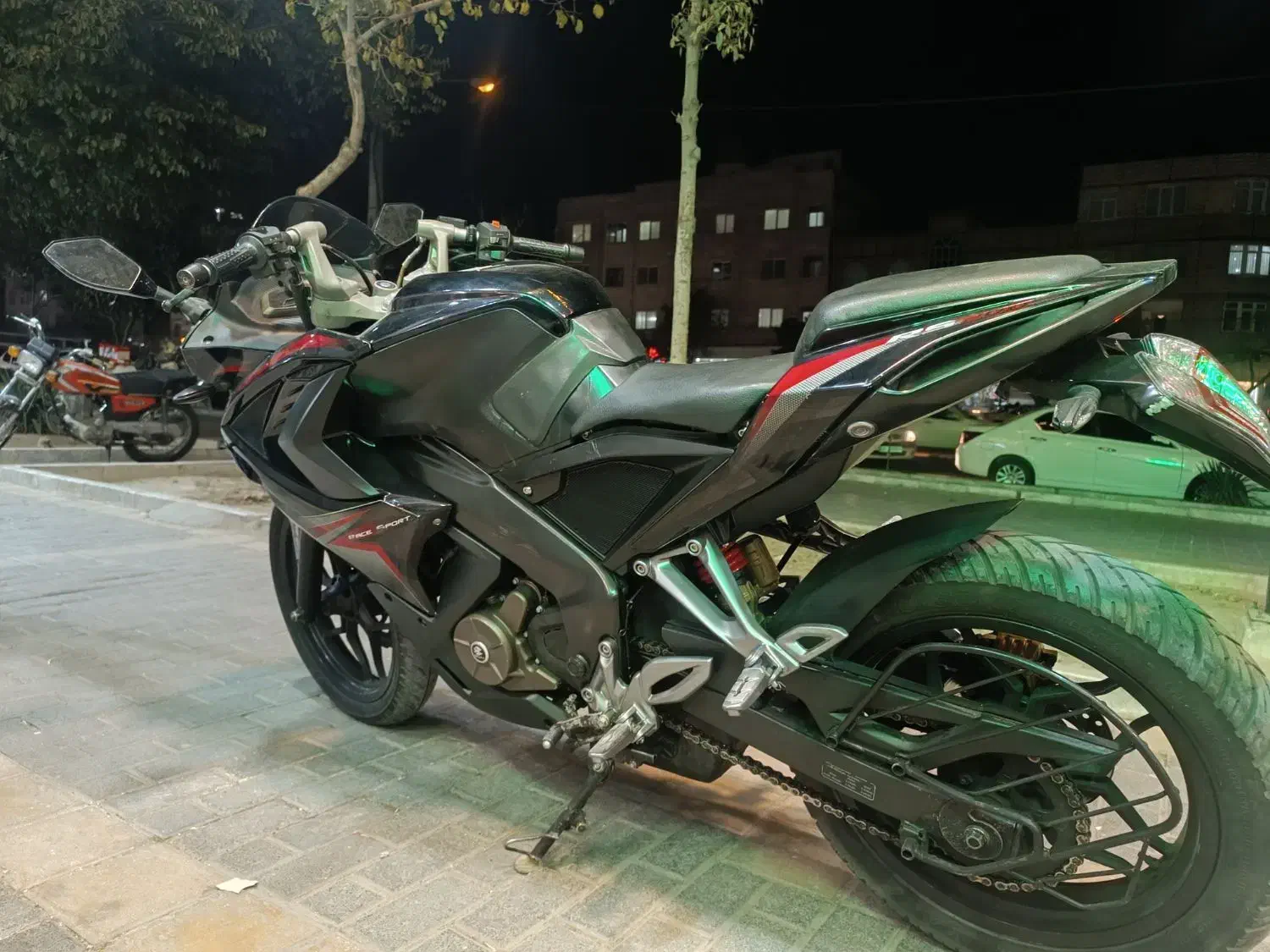 rs200|موتورسیکلت|مشهد, شهرک بهارستان|دیوار