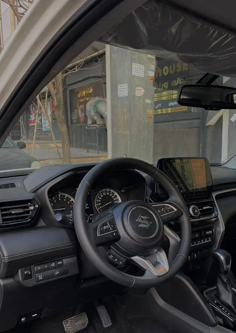 سوزوکی ویتارا هیبرید سفید|خودرو سواری و وانت|تهران, سردارجنگل|دیوار