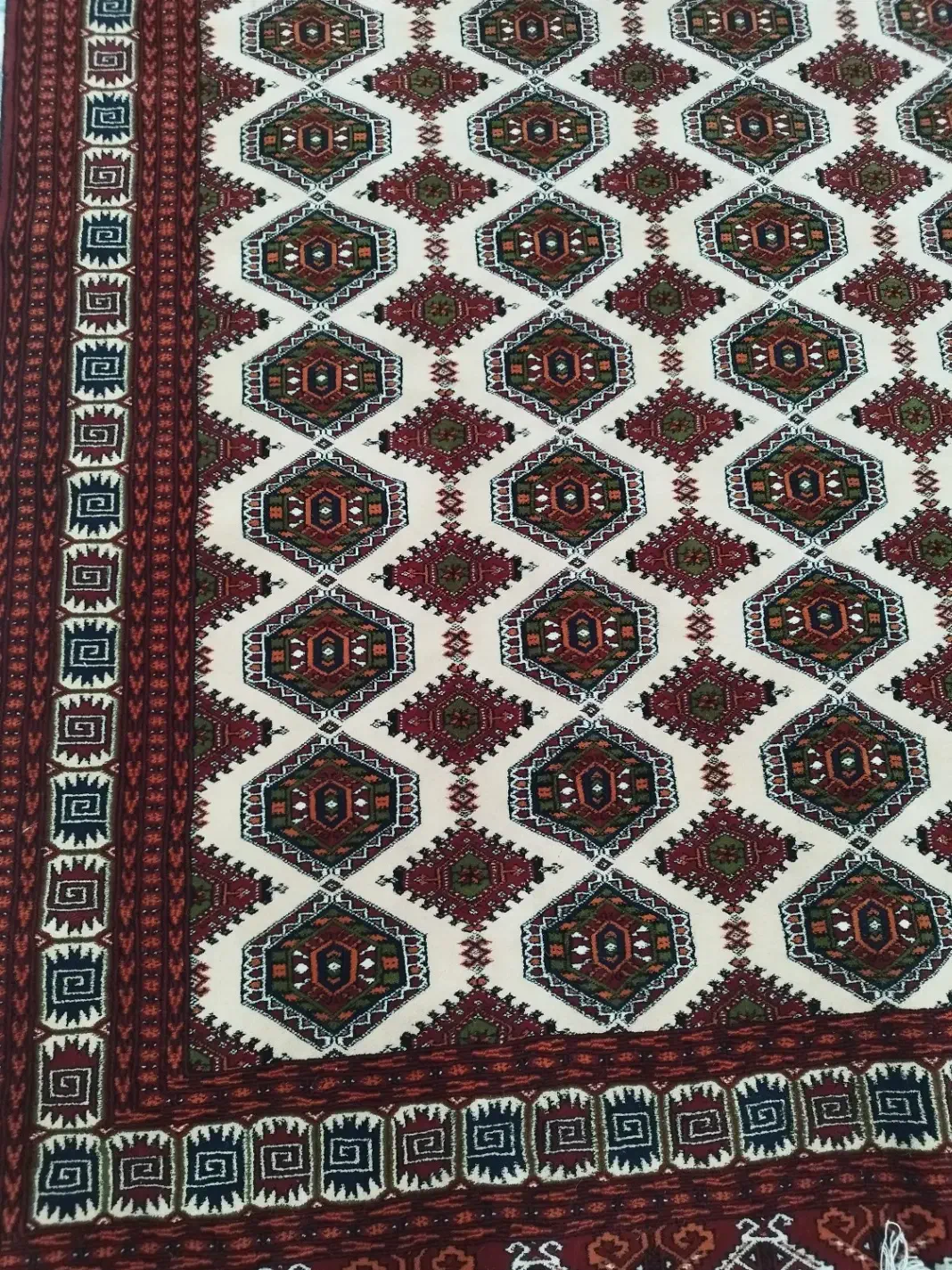 فرش دستباف ترکمن|فرش|گنبد کاووس, |دیوار