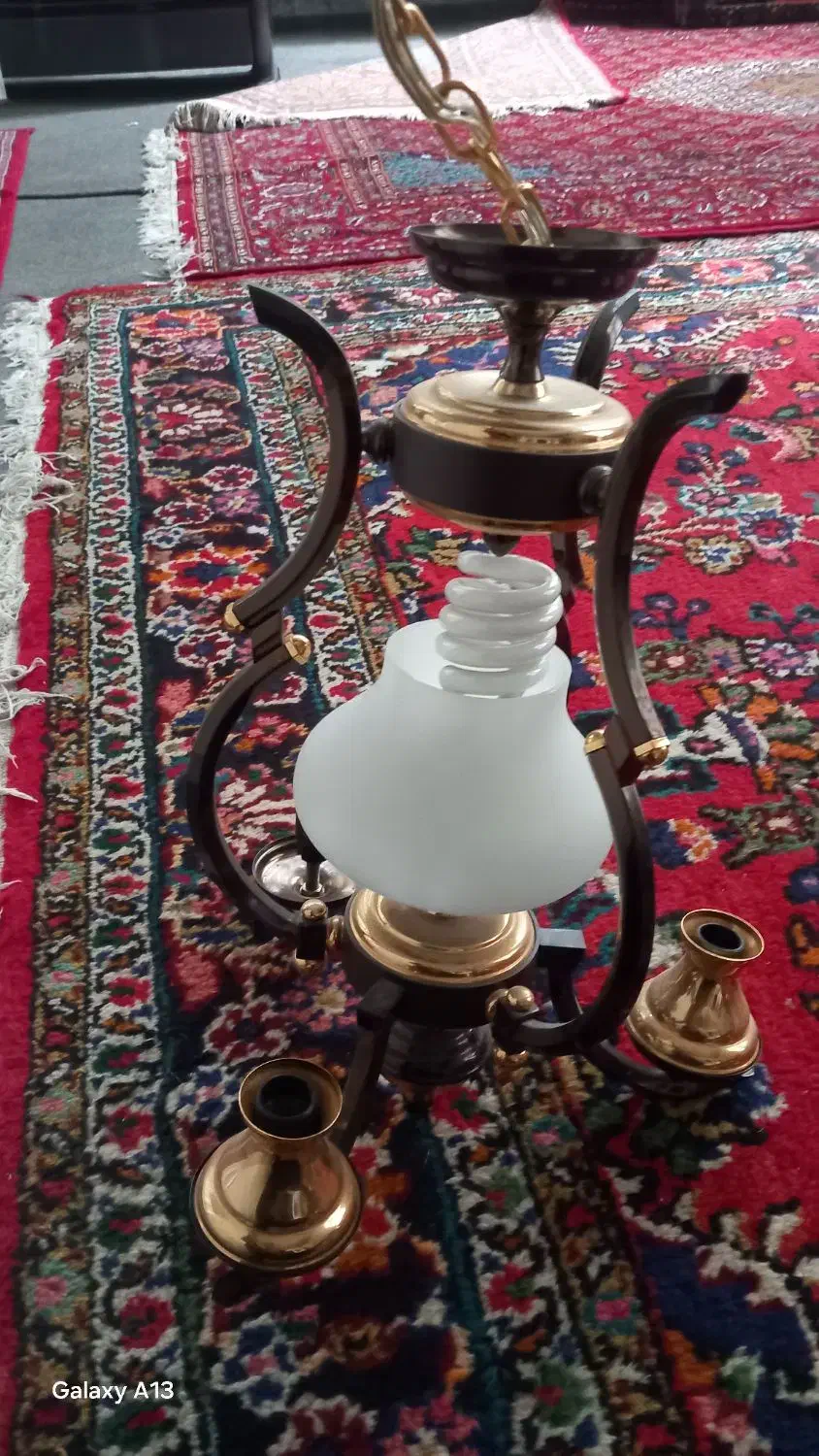 تعدادی لوستر و چراغ|لوستر و چراغ آویز|همدان, |دیوار