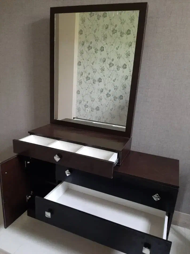 میز آرایش آینه دار/کنسول|بوفه، ویترین، کنسول|تهران, قلهک|دیوار