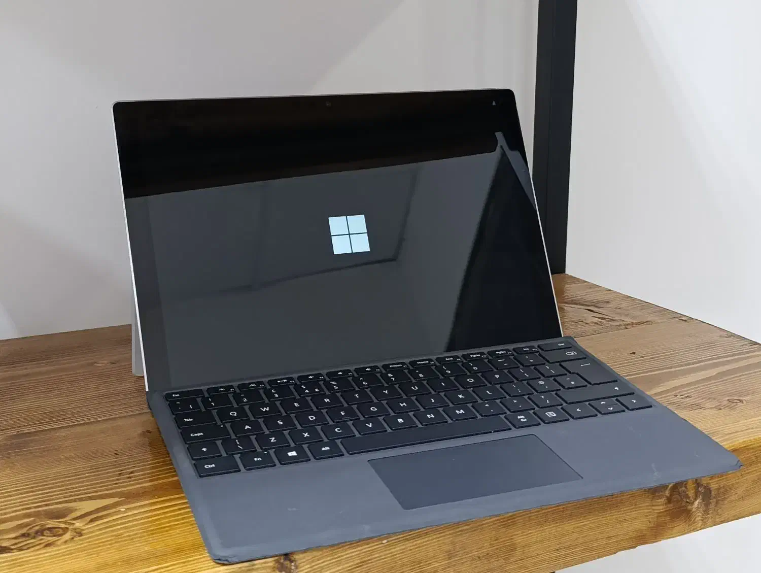 surface pro 7 همراه با کیبورد و شارژر اصلی|رایانه همراه|مشهد, کوثر|دیوار