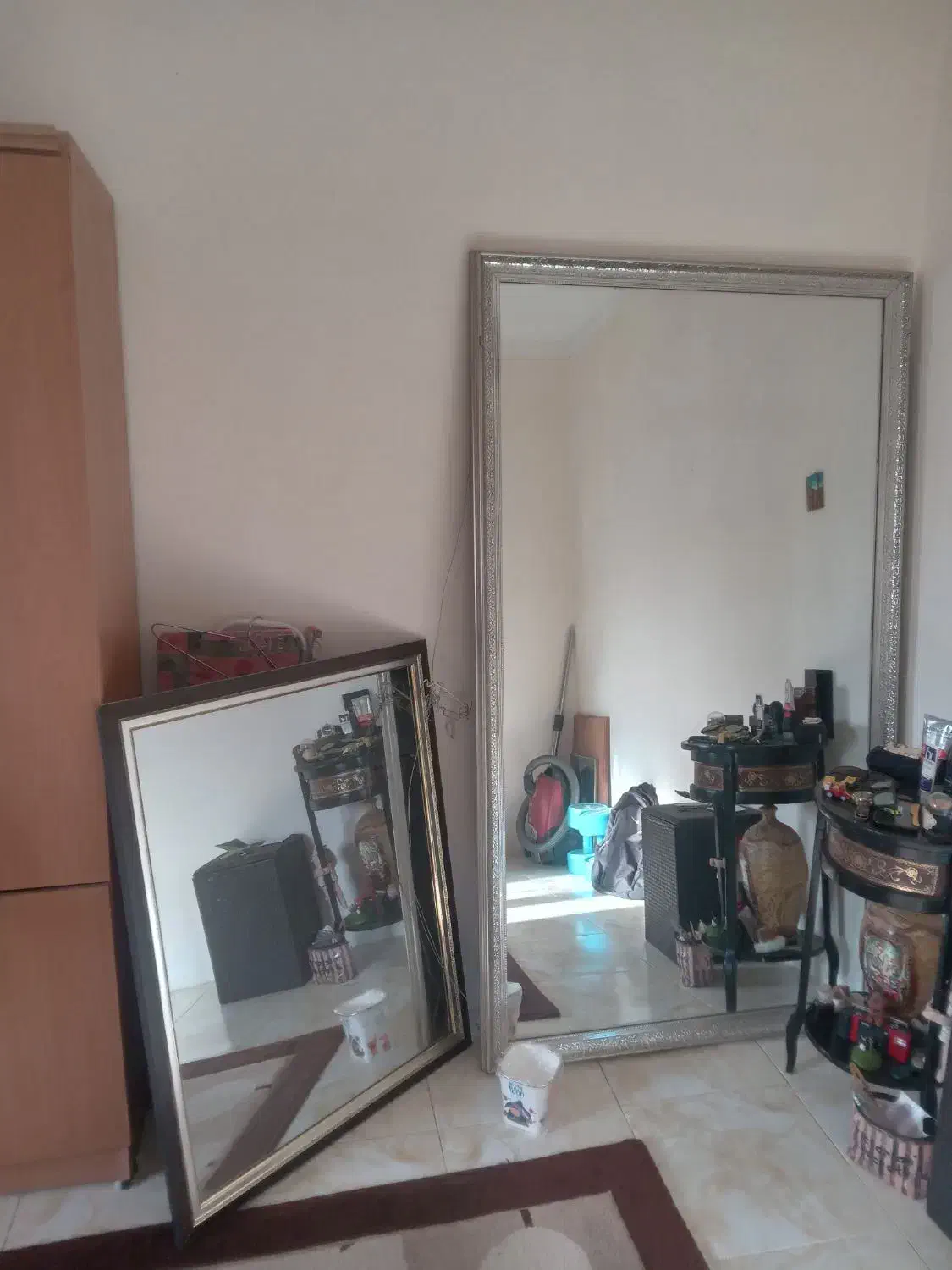 آینه بزرگ|آینه|پرند, فاز ۶|دیوار