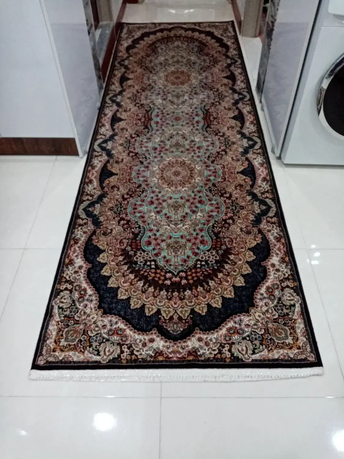 کناره 1در 3 ریشه دار|فرش|سبزوار, شرق کال میانی|دیوار