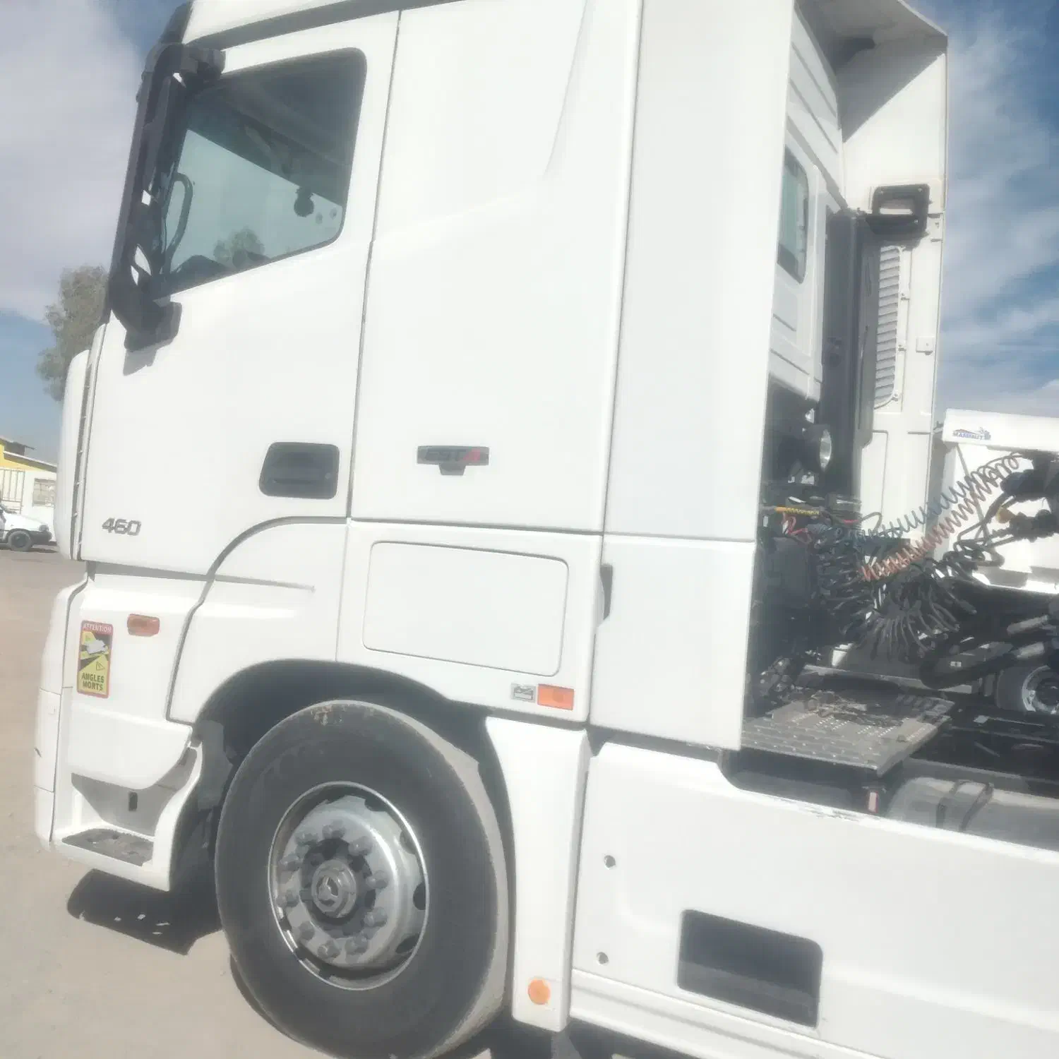 کشنده فوتون ۴۶۰|خودرو سنگین|سیرجان, |دیوار